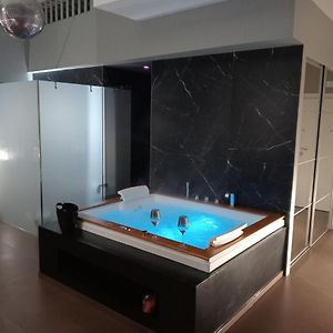 Suite Luxurya